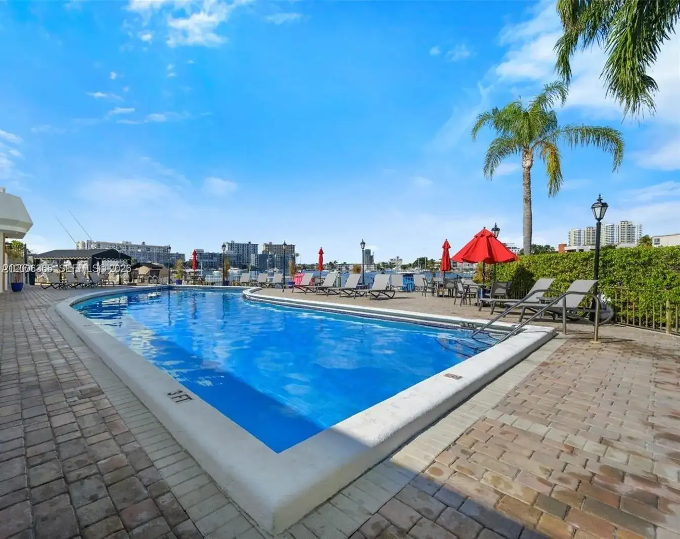 100 Golden Isles Dr # 810, Hallandale Beach FL 33009 photo 4
