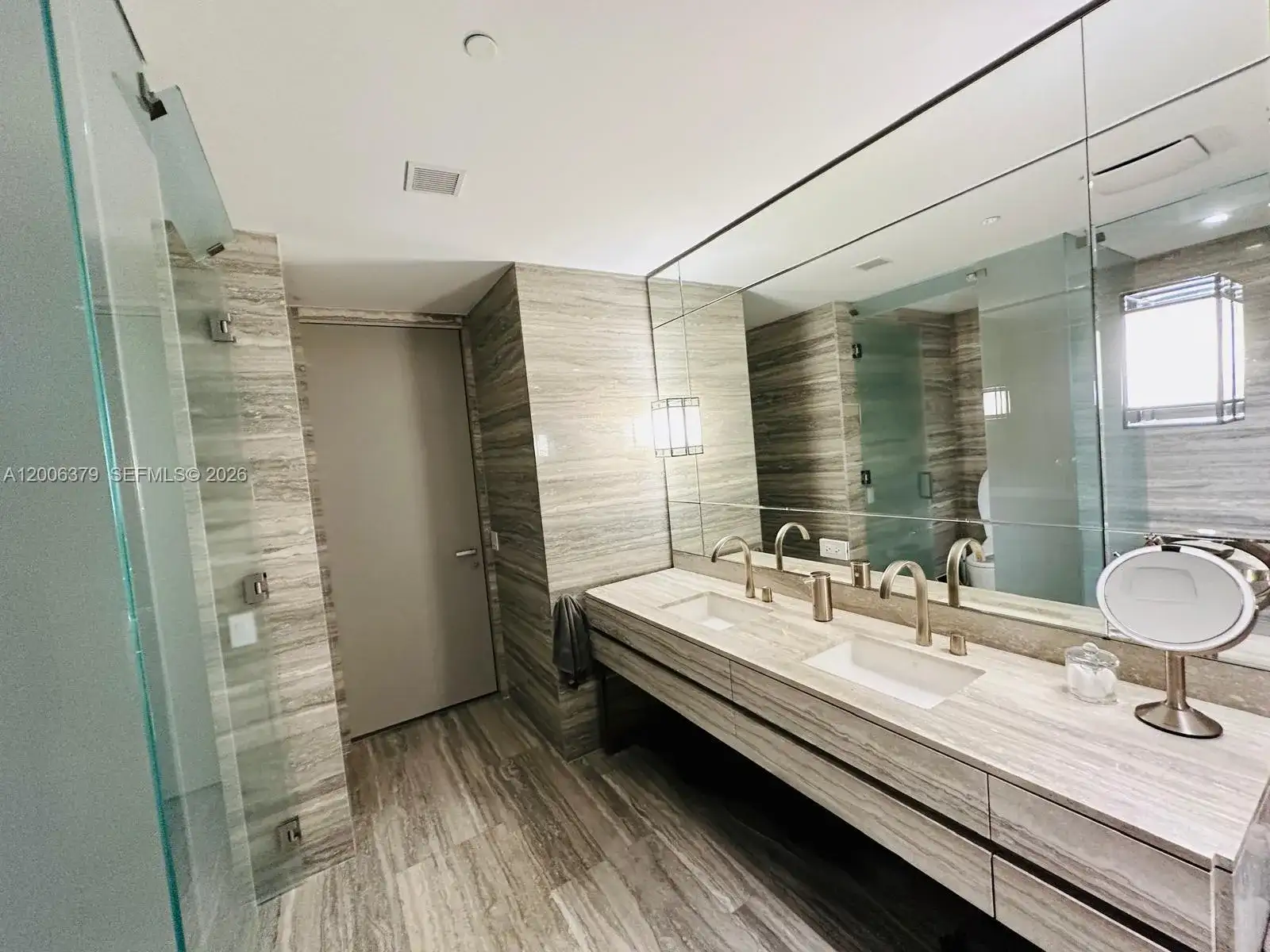 18975 Collins Ave # 304, Sunny Isles Beach FL 33160 photo 4