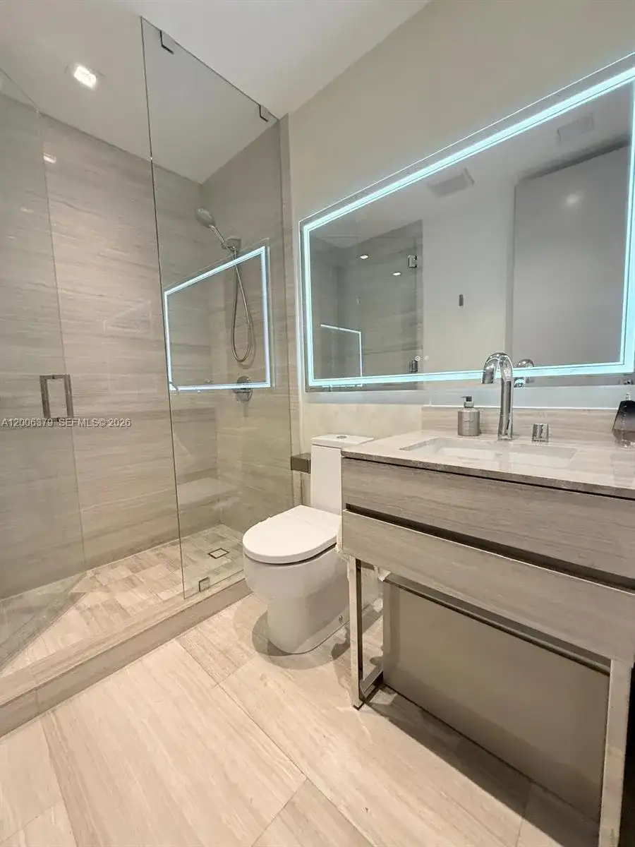 18975 Collins Ave # 304, Sunny Isles Beach FL 33160 photo 5