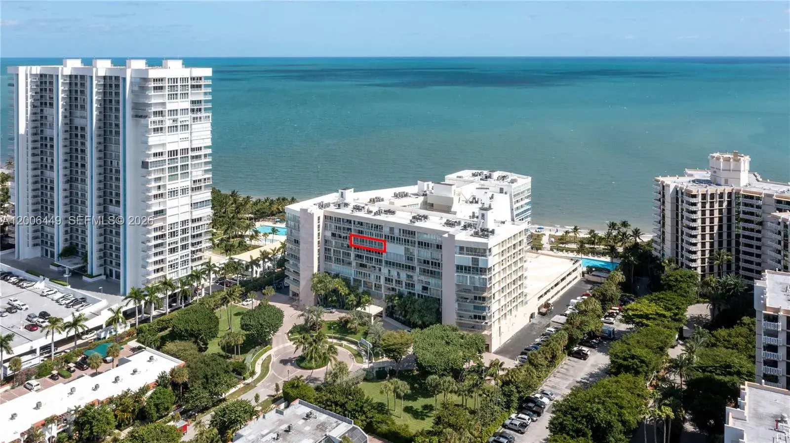 600 Grapetree Dr, Key Biscayne FL 33149
