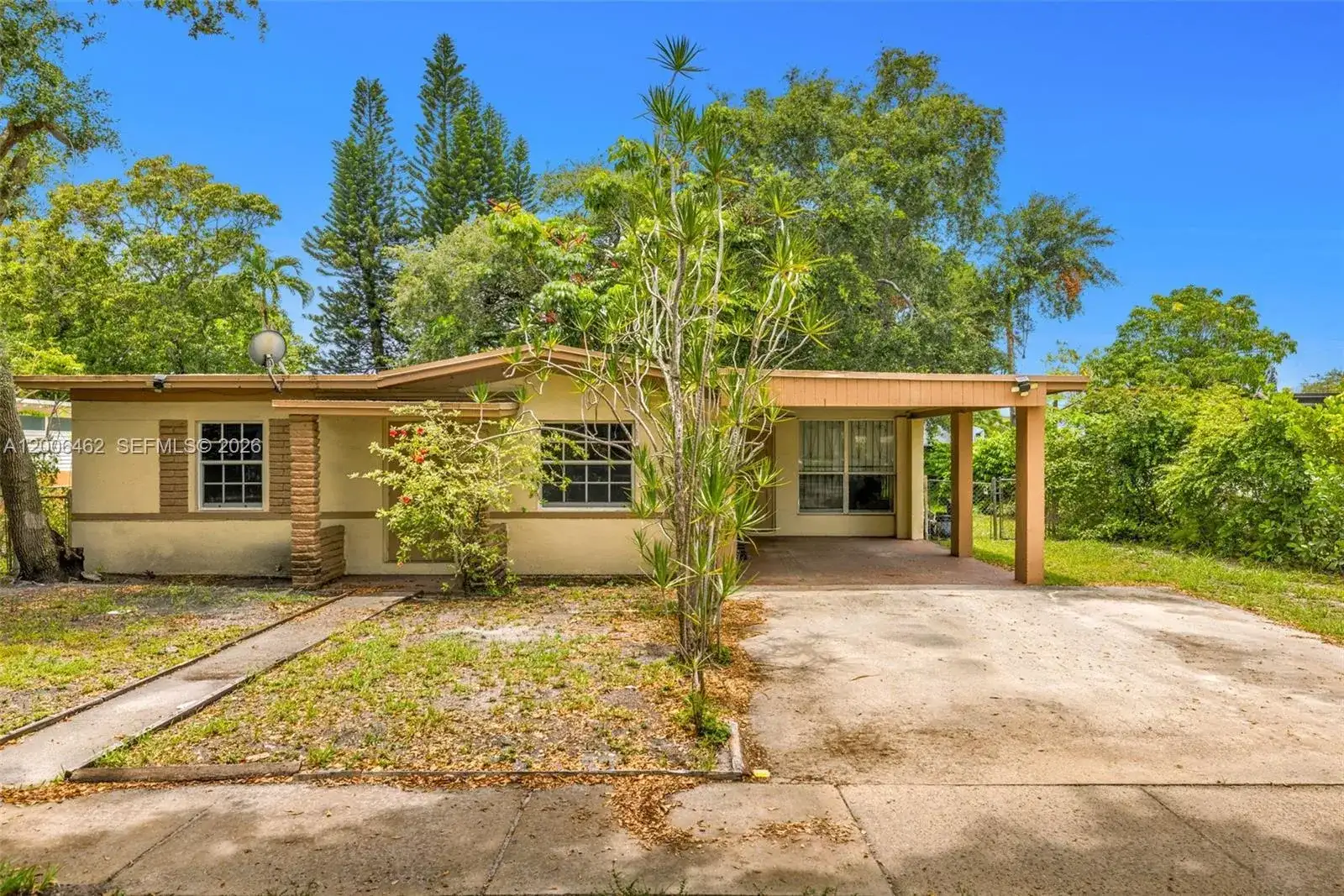 13630 NW 5th Ave, North Miami FL 33168 photo 2