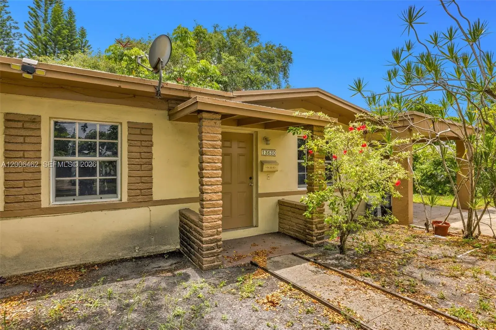 13630 NW 5th Ave, North Miami FL 33168 photo 3
