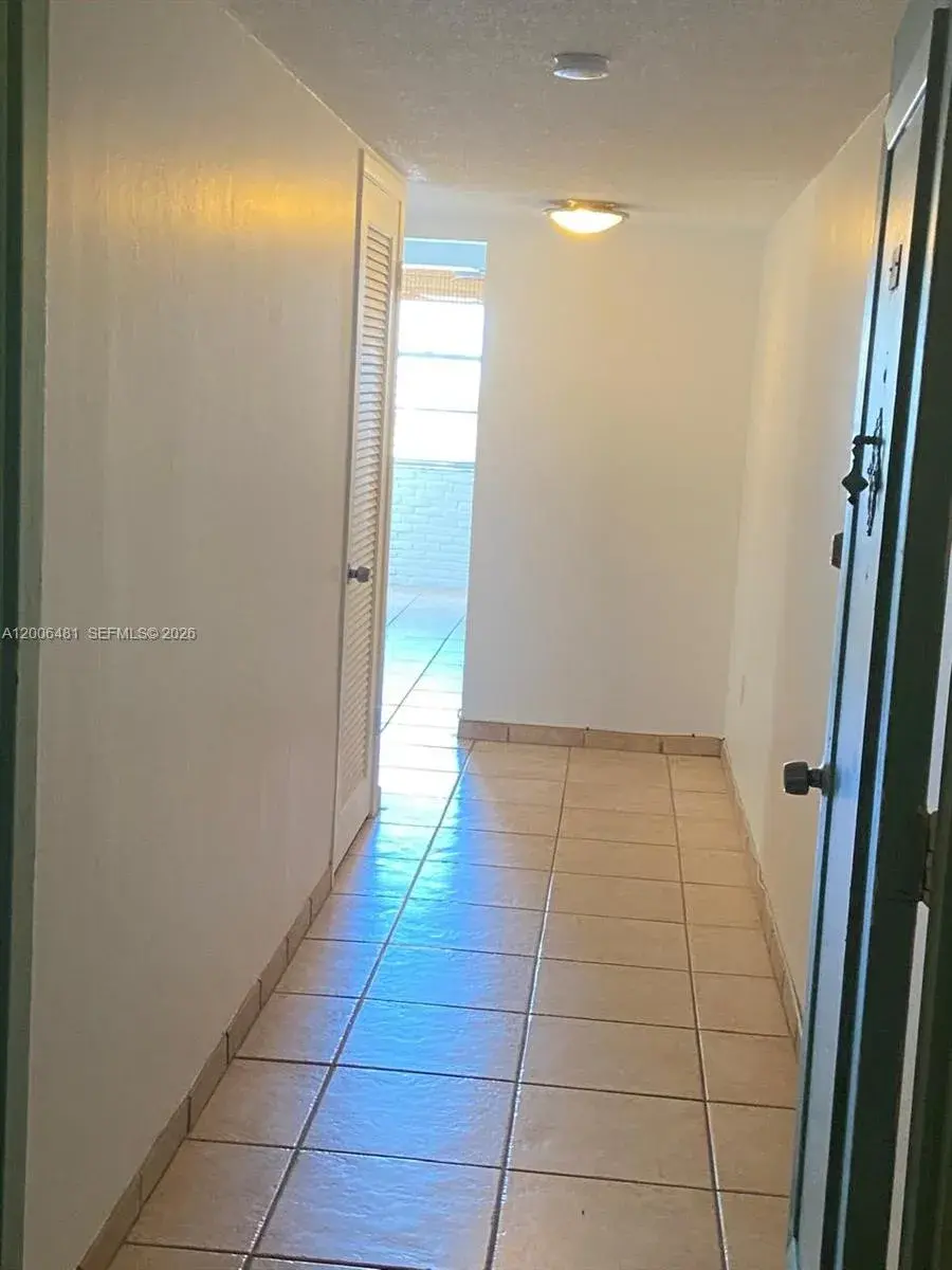 18041 Biscayne Blvd # 804, Aventura FL 33160