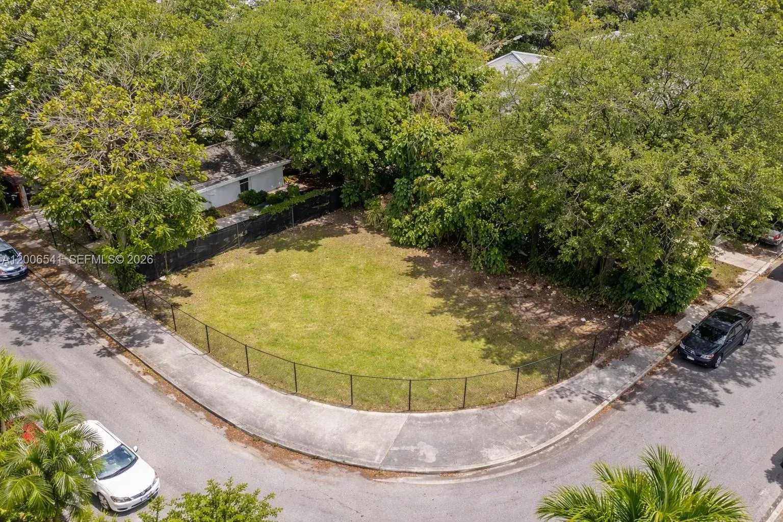 94 NE 56th St, Miami FL 33137