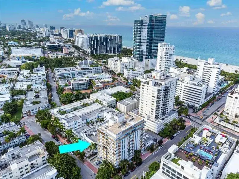 1 bedroom 1 bath Residential for sale at 245 18th St # 305, Miami Beach FL 33139