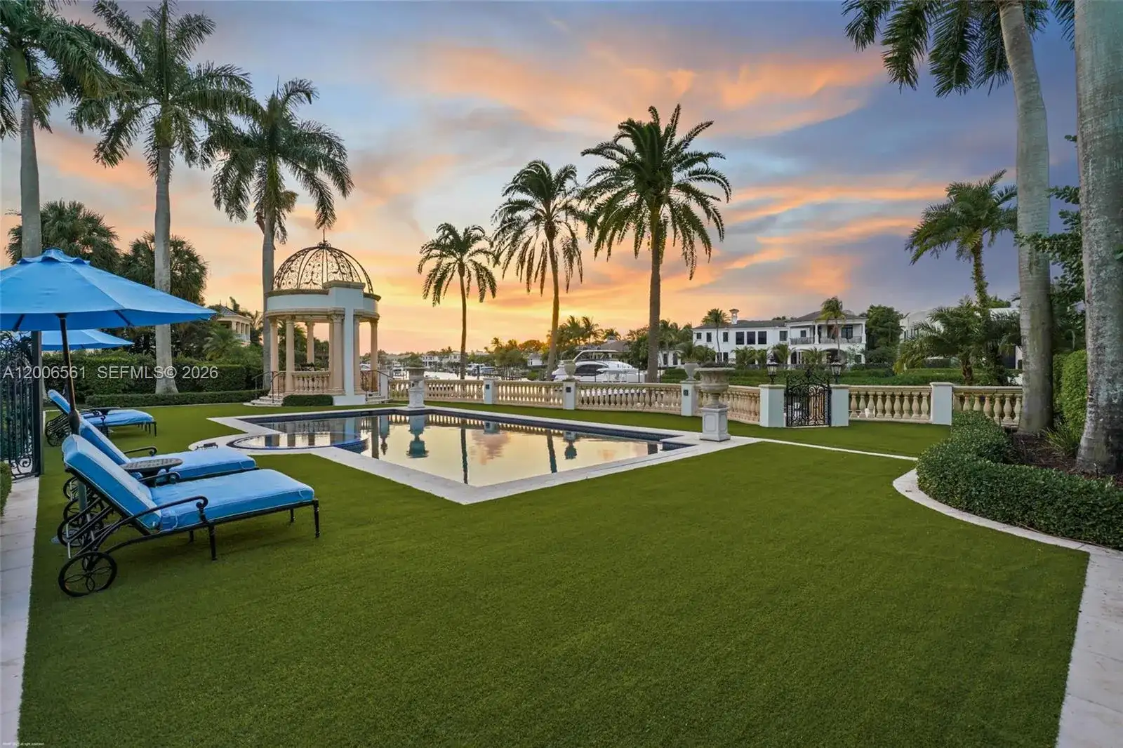370 Eagle Dr, Jupiter FL 33477 photo 2