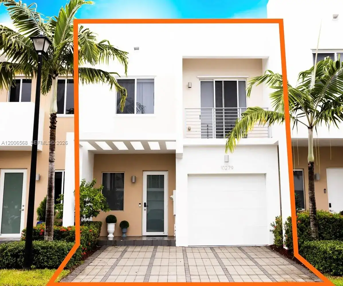 10279 NW 72nd St, Doral FL 33178 photo 2