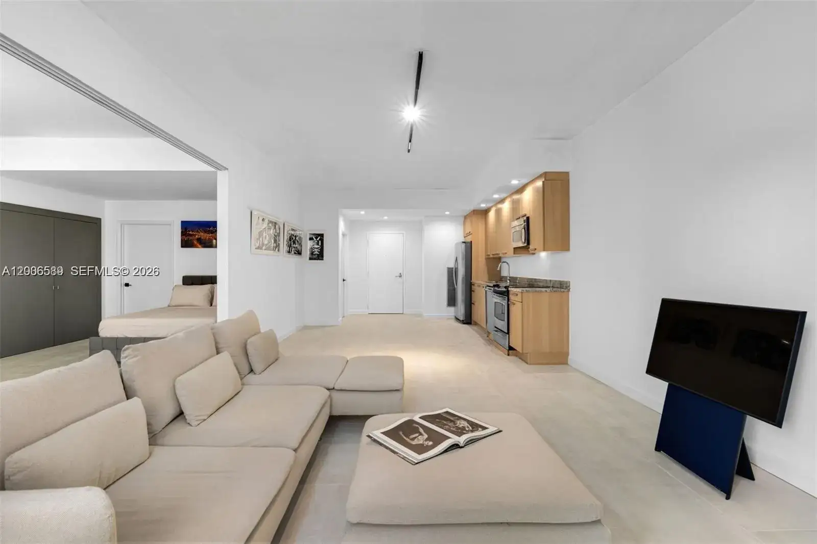 1 bedroom 1 bath Residential for sale at 2001 Meridian Ave # 327, Miami Beach FL 33139