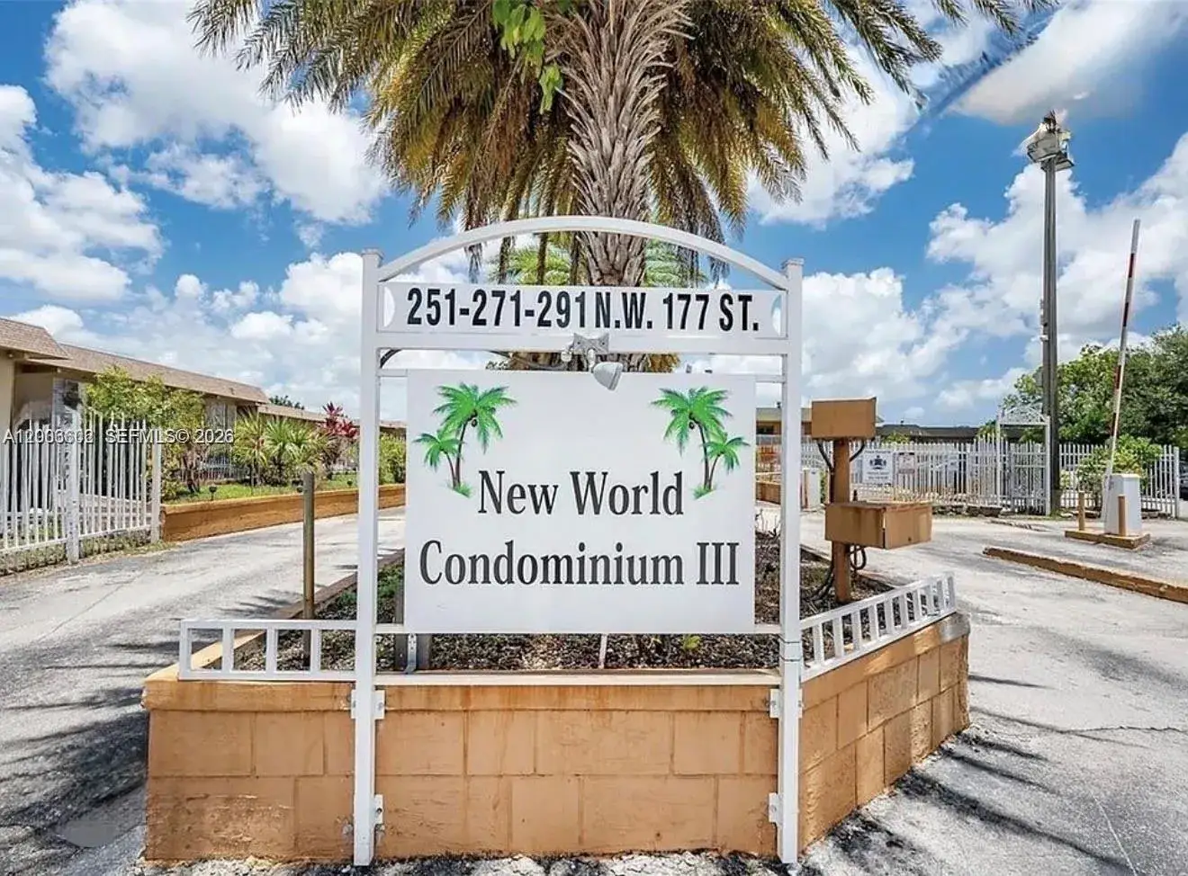 251 NW 177th St # 120, Miami Gardens FL 33169