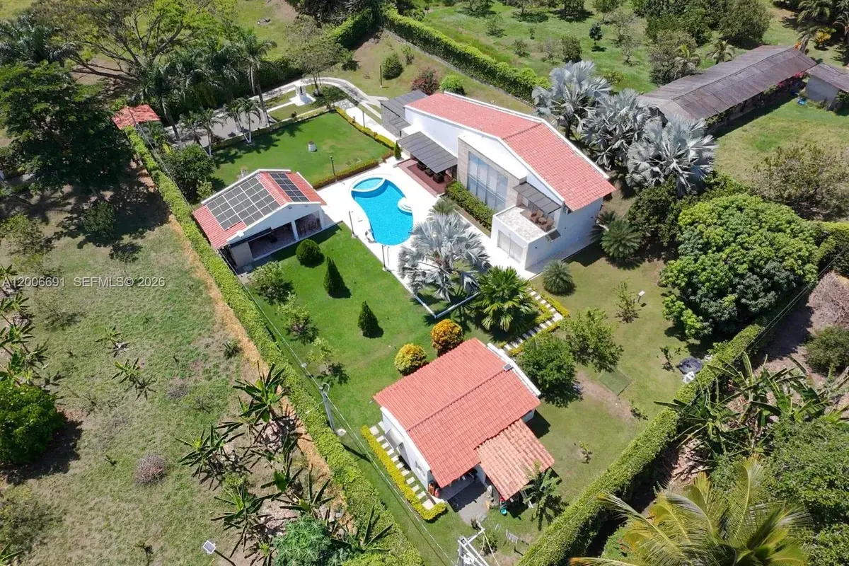 Finca Villa Guadalupe Finca #175, FL 000000