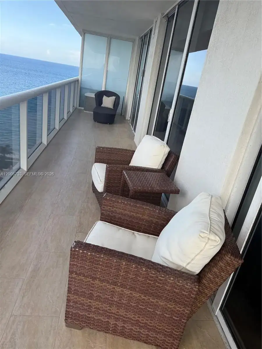 1830 S Ocean Dr # 1708, Hallandale Beach FL 33009 photo 2
