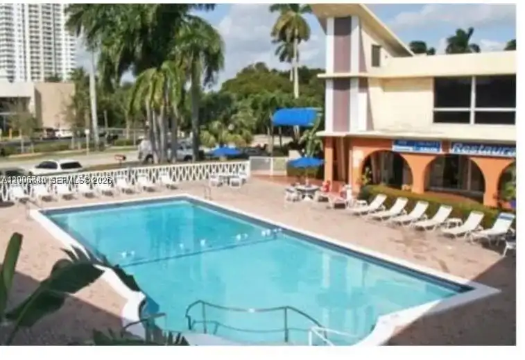 26 Diplomat Pkwy # 2314, Hallandale Beach FL 33009