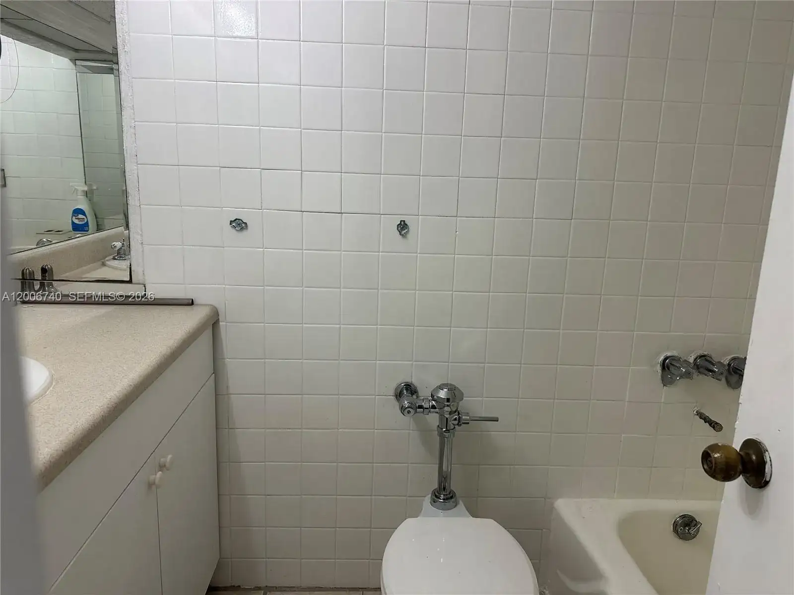 26 Diplomat Pkwy # 2314, Hallandale Beach FL 33009 photo 4