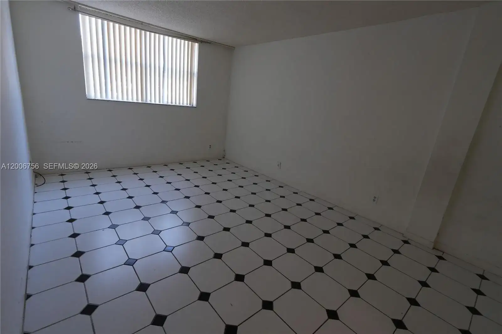 500 Executive Center Dr # 1J, West Palm Beach FL 33401 photo 5