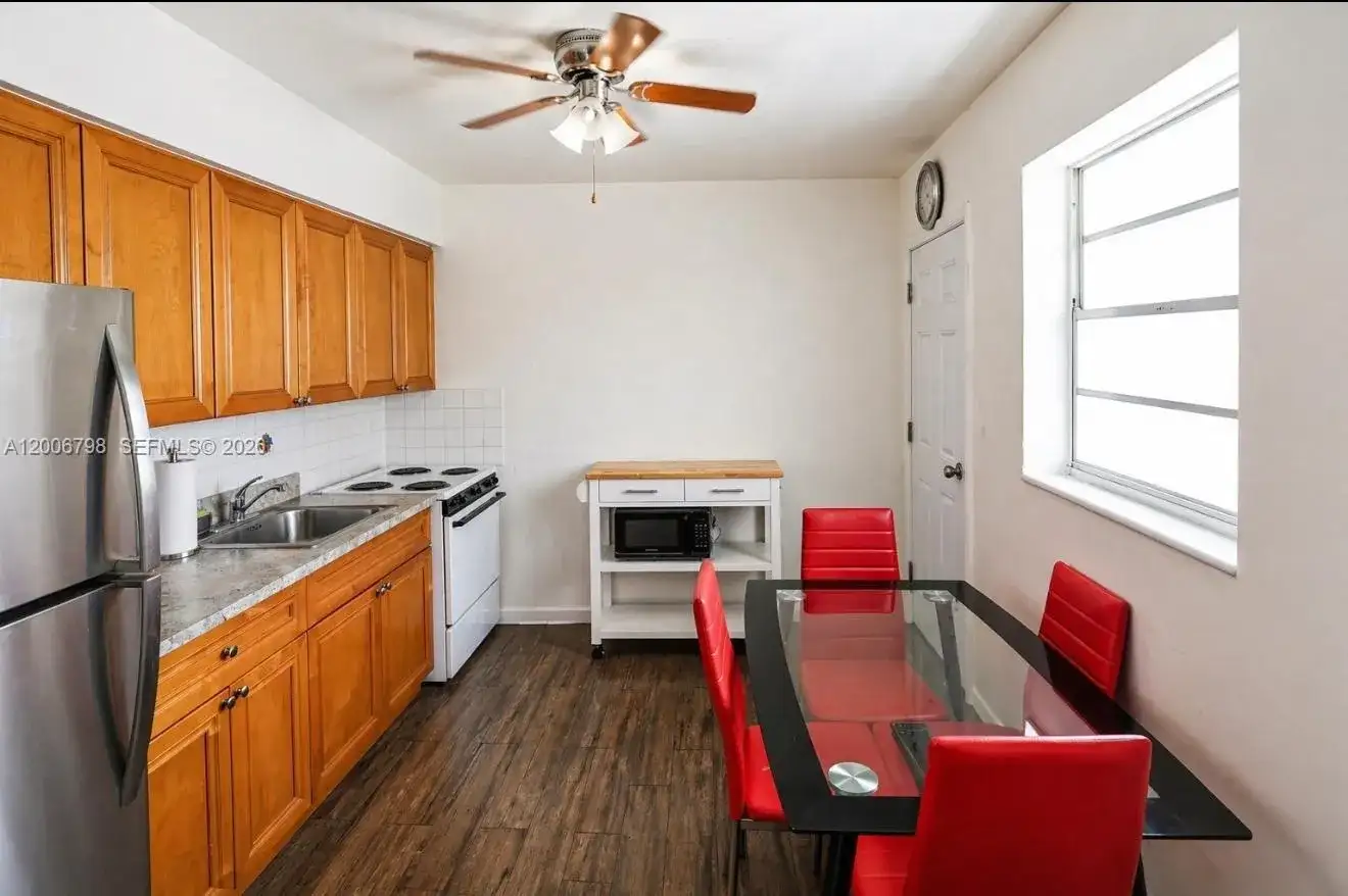 6031 W Flagler St # 8, Miami FL 33144 photo 3