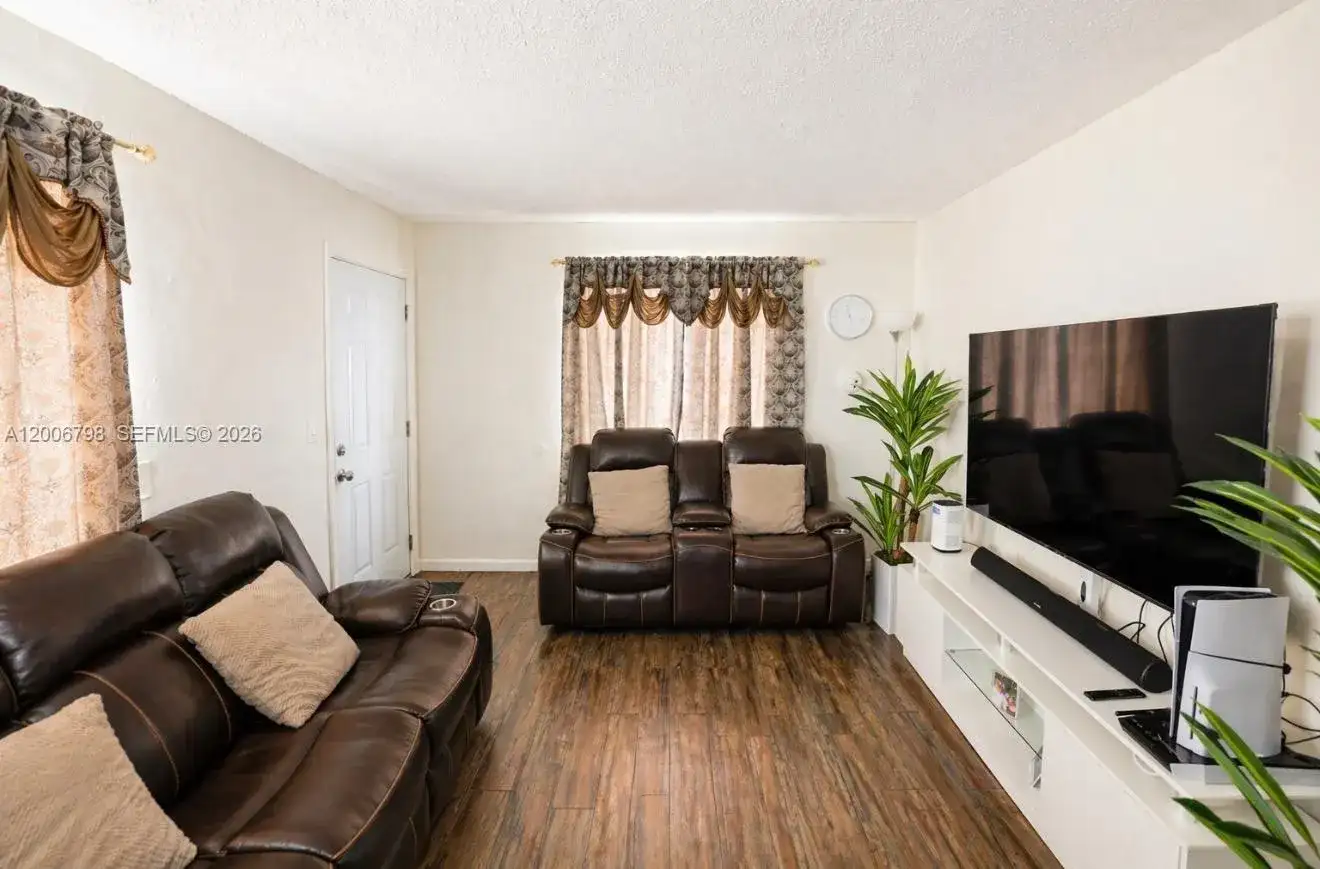 6031 W Flagler St # 8, Miami FL 33144 photo 5