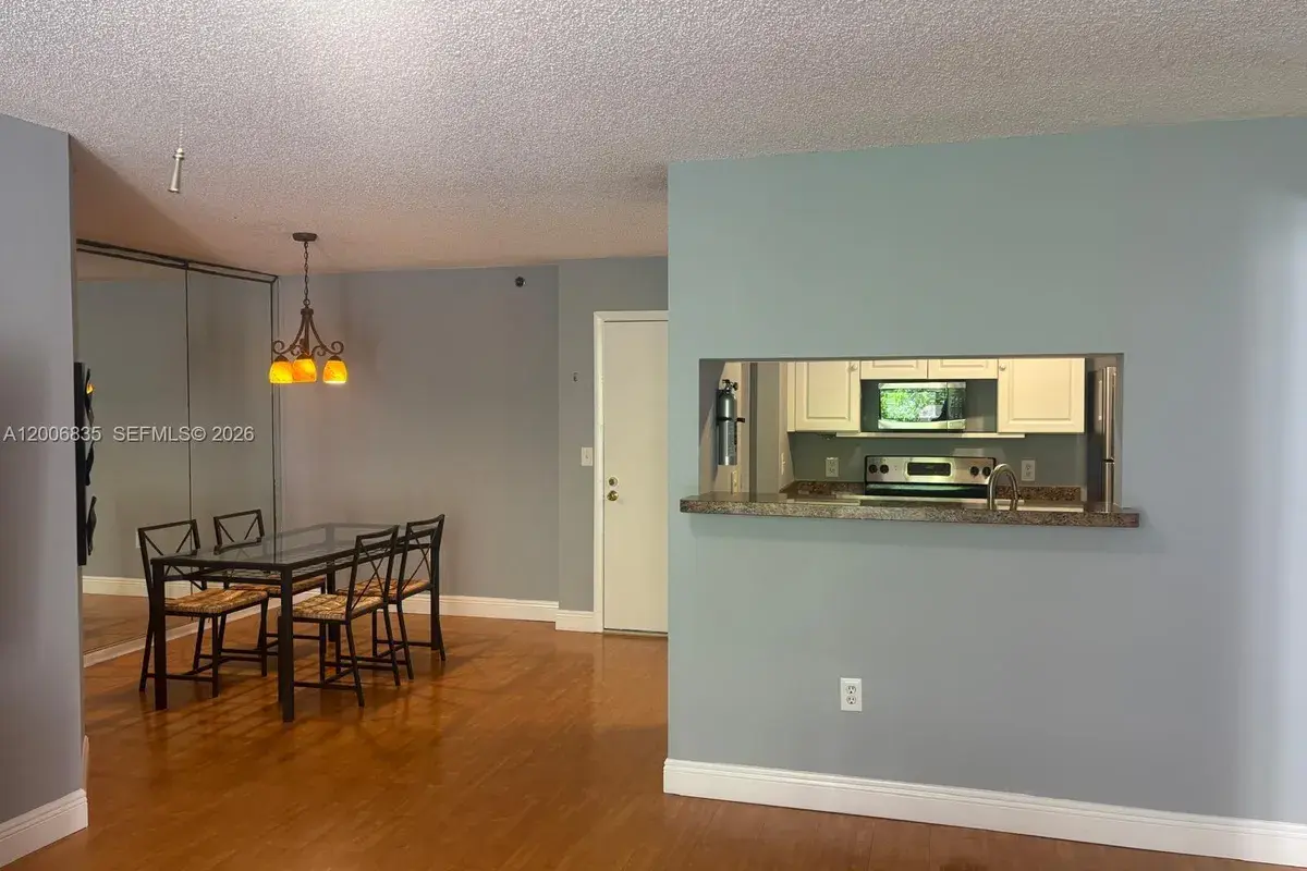 19555 E Country Club Dr # 8303, Aventura FL 33180