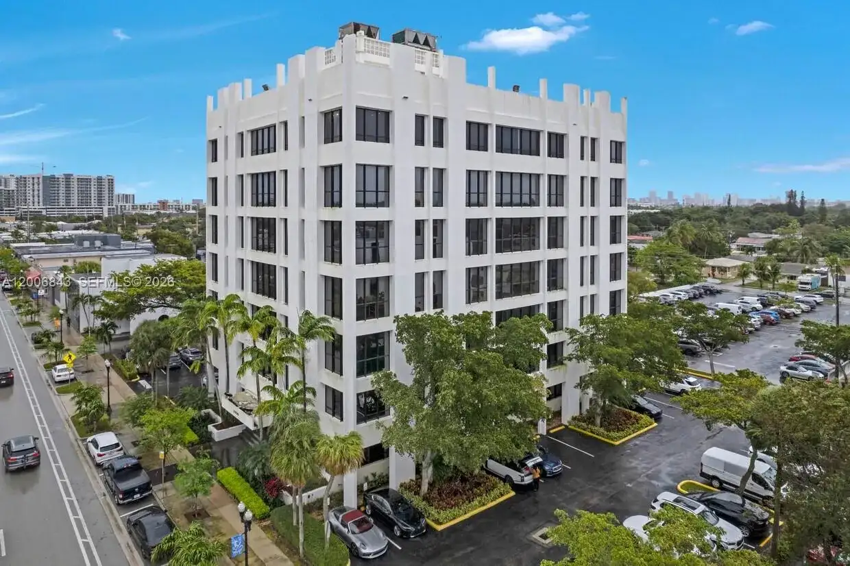 2450 Hollywood Blvd, Hollywood FL 33020 photo 5