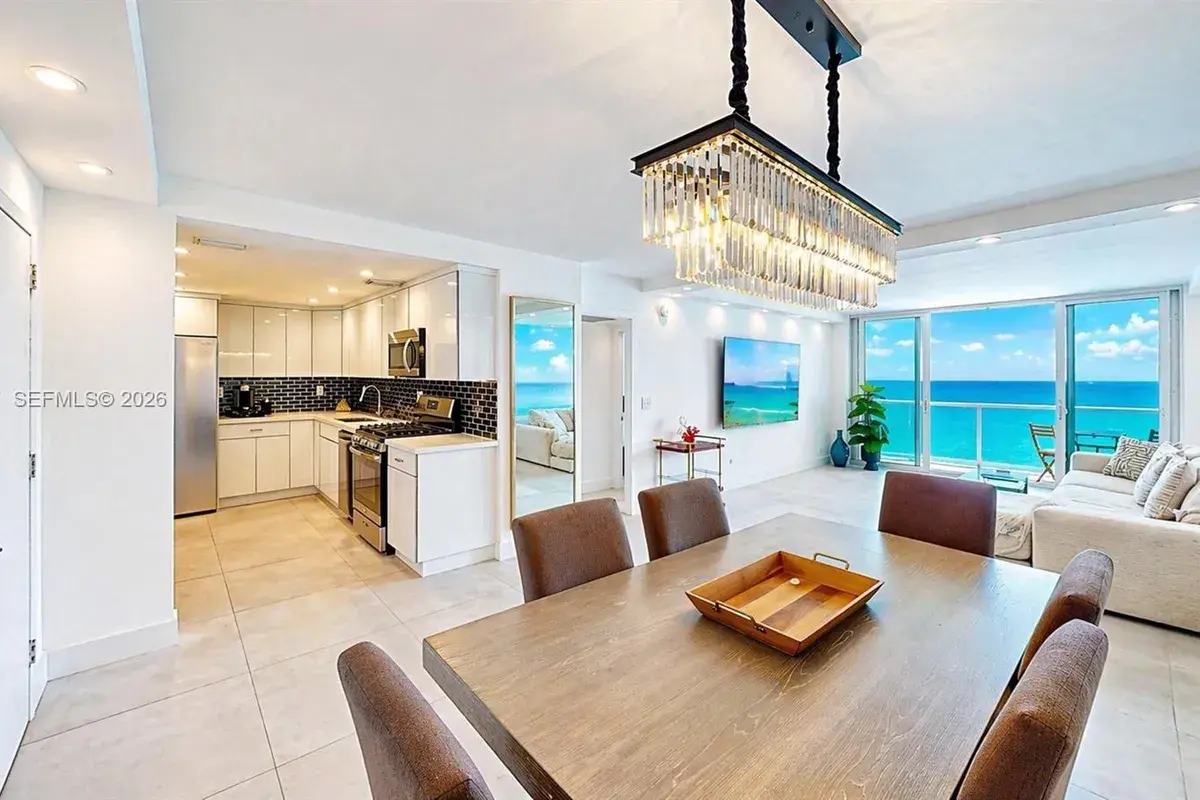 3140 S Ocean Dr # 1205, Hallandale Beach FL 33009