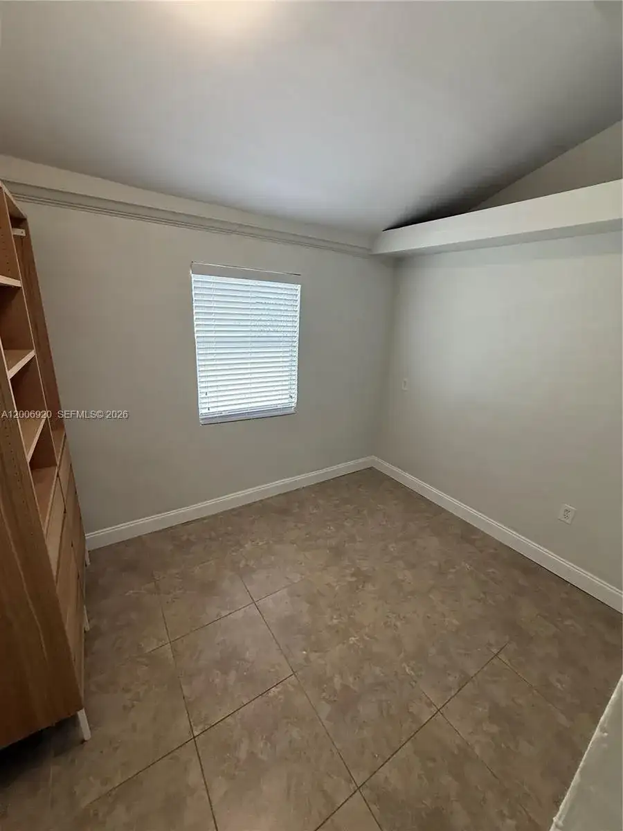 2816 Pine Tree Dr # 2, Miami Beach FL 33140 photo 5
