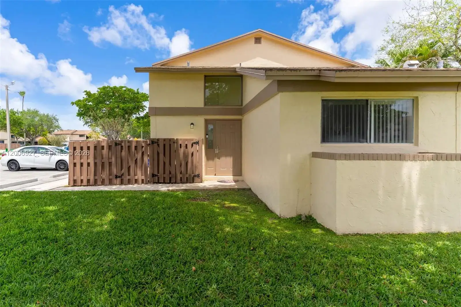 2950 NW 106th ave # 10, Sunrise FL 33322 photo 2