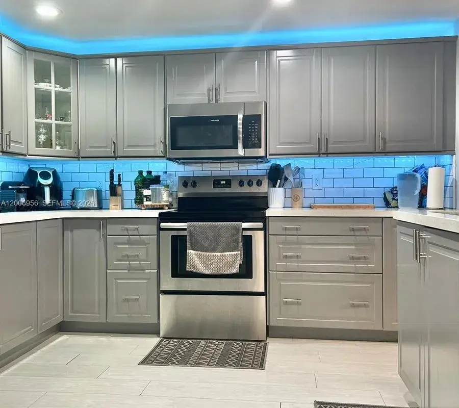 650 Tennis Club Dr # 110, Fort Lauderdale FL 33311