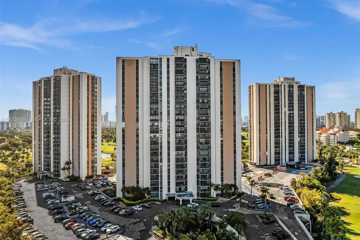 20301 W Country Club Dr # 622, Aventura FL 33180