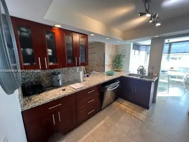 16570 NE 26th Ave # 4A, North Miami Beach FL 33160 photo 3