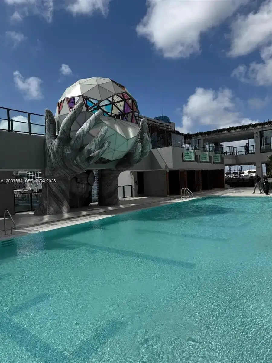 20 NE 11th St # 4202, Miami FL 33132 photo 5