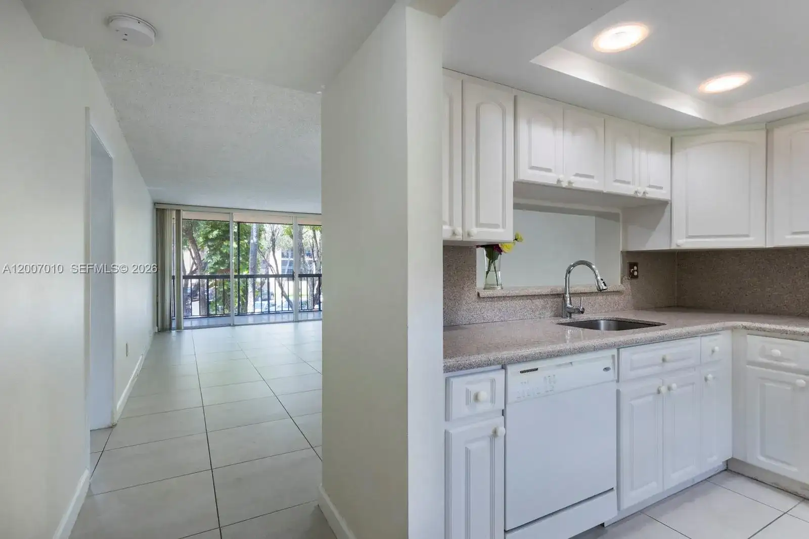 10855 SW 112th Ave # 211, Miami FL 33176 photo 3