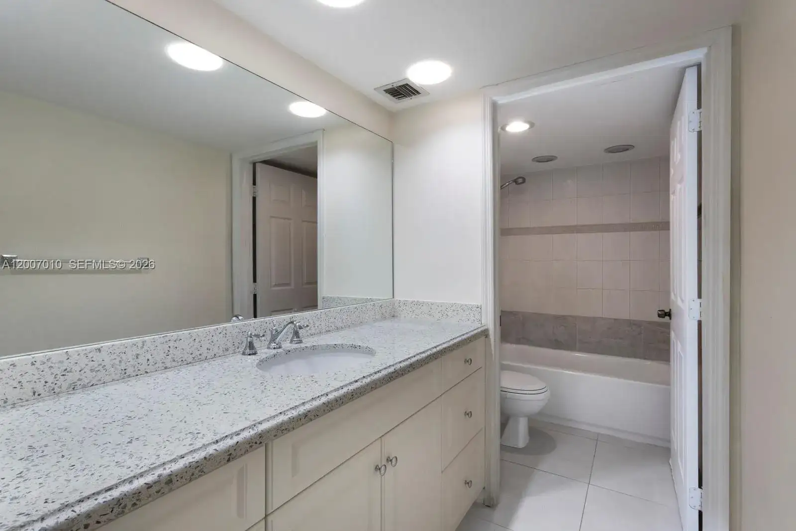 10855 SW 112th Ave # 211, Miami FL 33176 photo 5