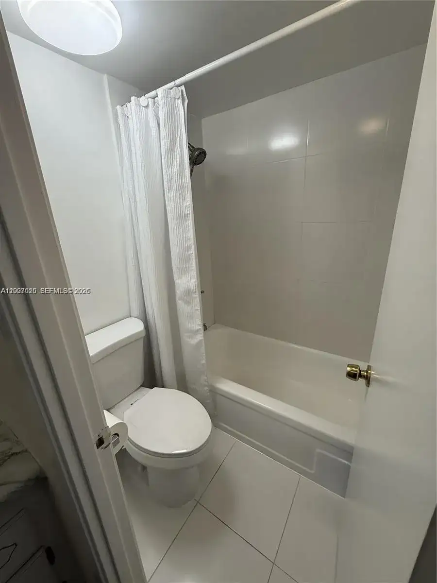 300 Diplomat Pkwy # 712, Hallandale Beach FL 33009 photo 5