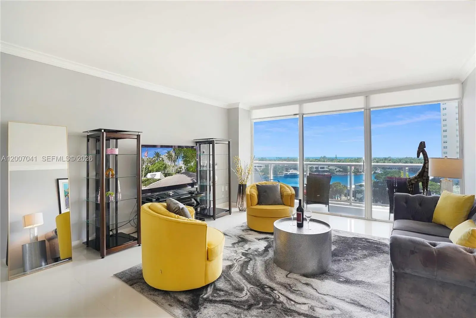 20505 E Country Club Dr # 836, Aventura FL 33180