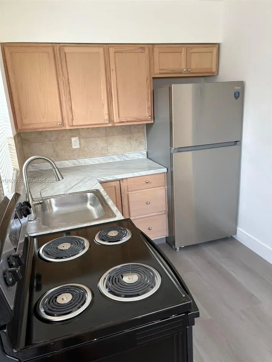2316 Madison St # 6, Hollywood FL 33020