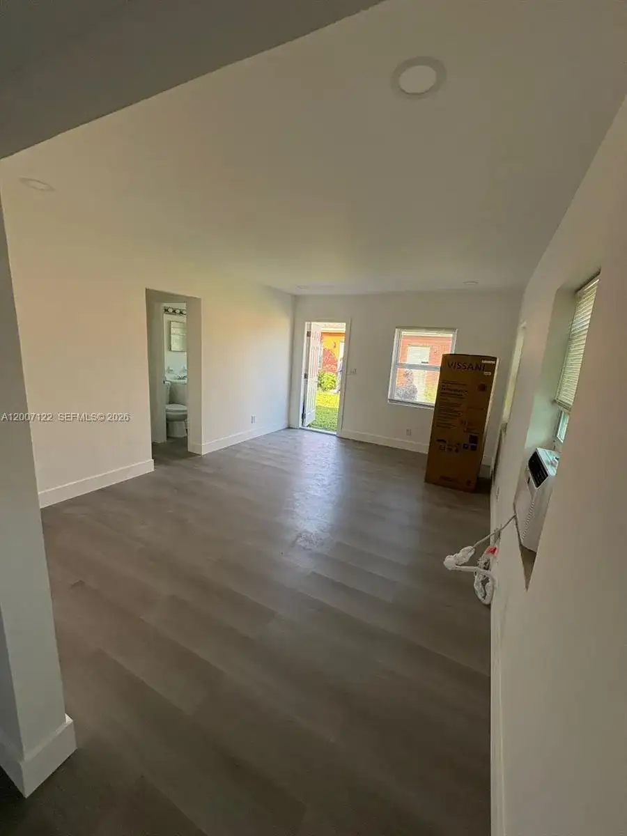2316 Madison St # 8, Hollywood FL 33020 photo 5