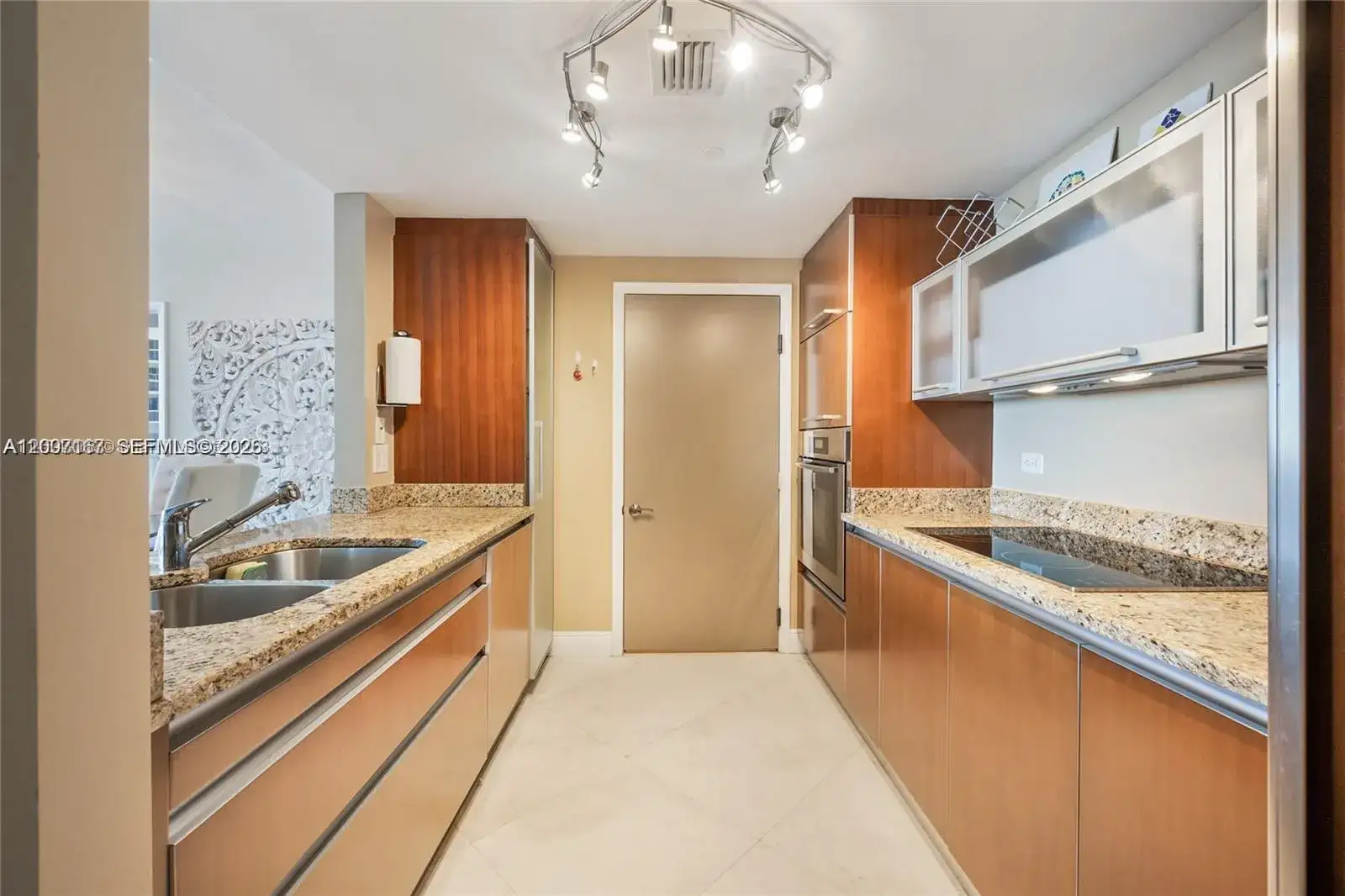17201 Collins Ave # 2305, Sunny Isles Beach FL 33160 photo 4