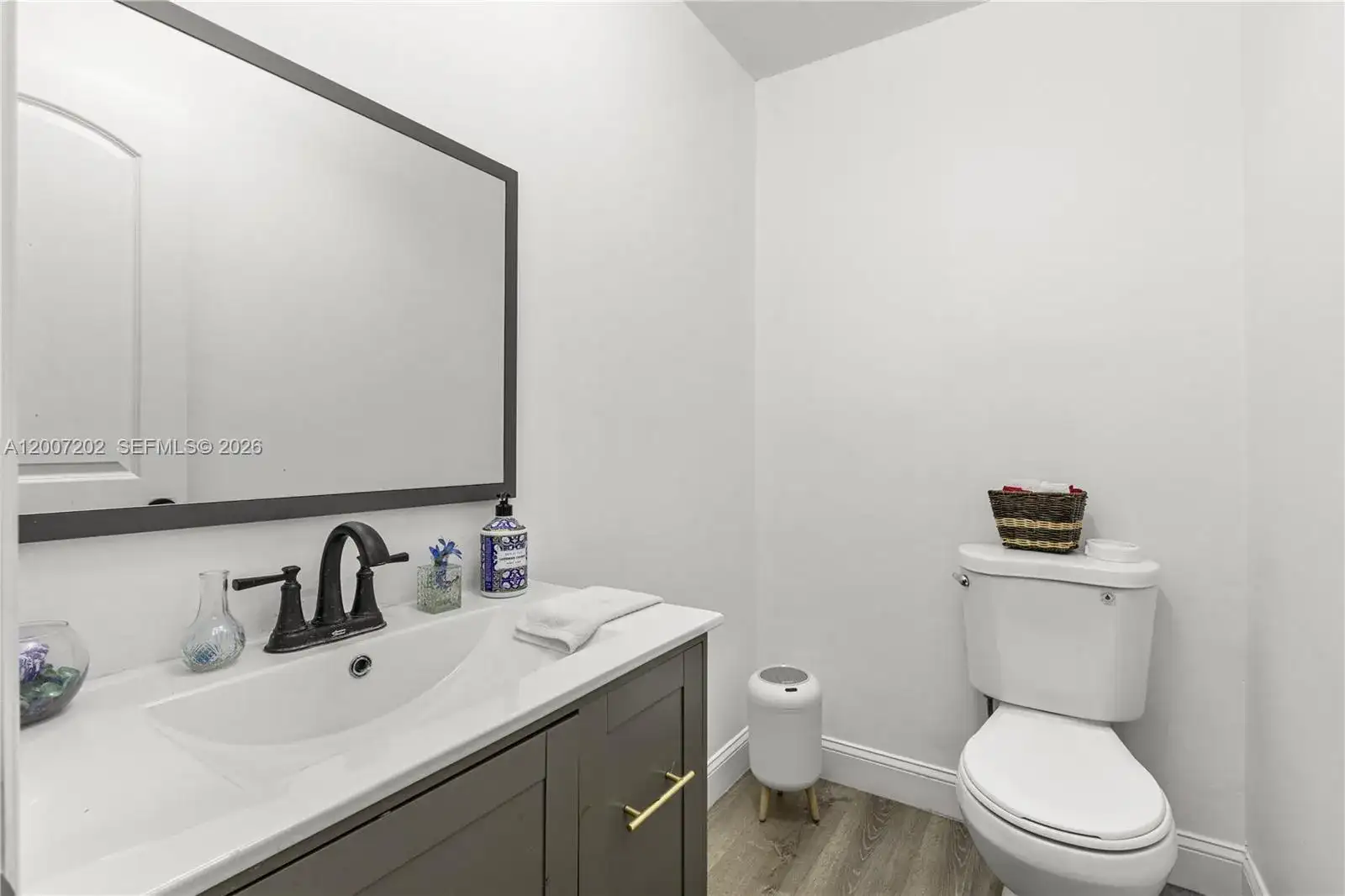 203 NE 12th Ave # 203, Homestead FL 33030 photo 4
