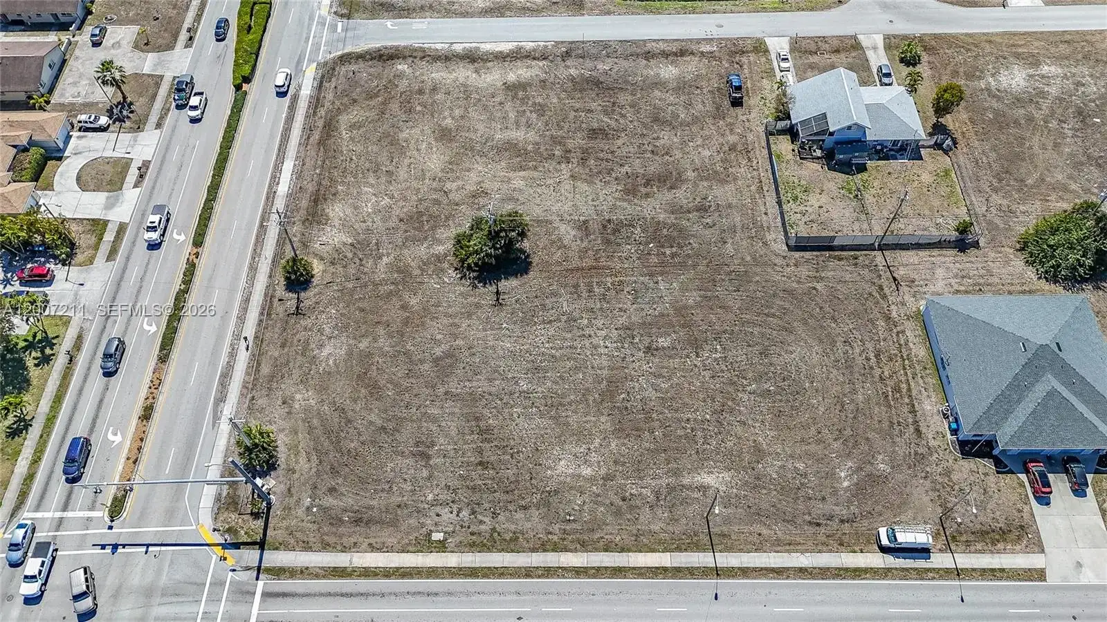 804 Gleason Pkwy, Other City - In The State Of Florida FL 33914 photo 2