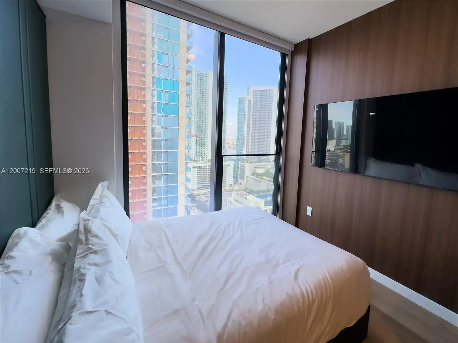 20 NE 11th St # 3006B, Miami FL 33132 photo 4