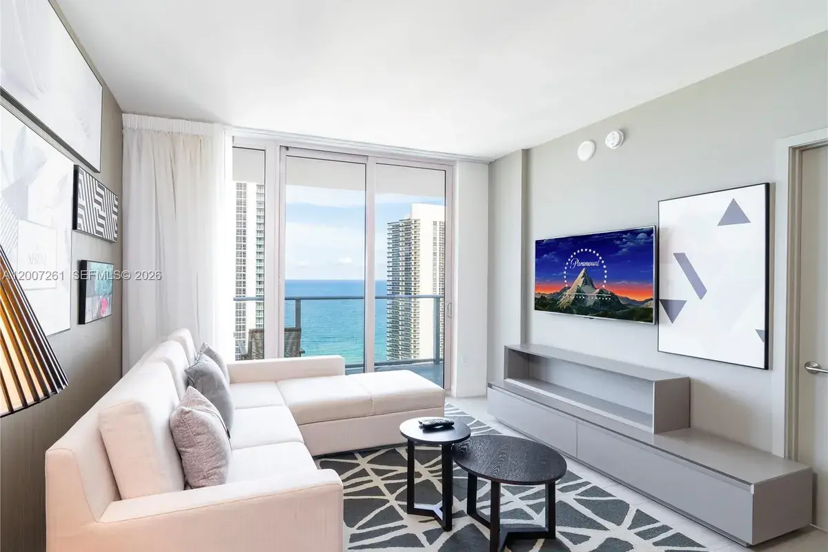 4010 S Ocean Dr # R2905, Hollywood FL 33019