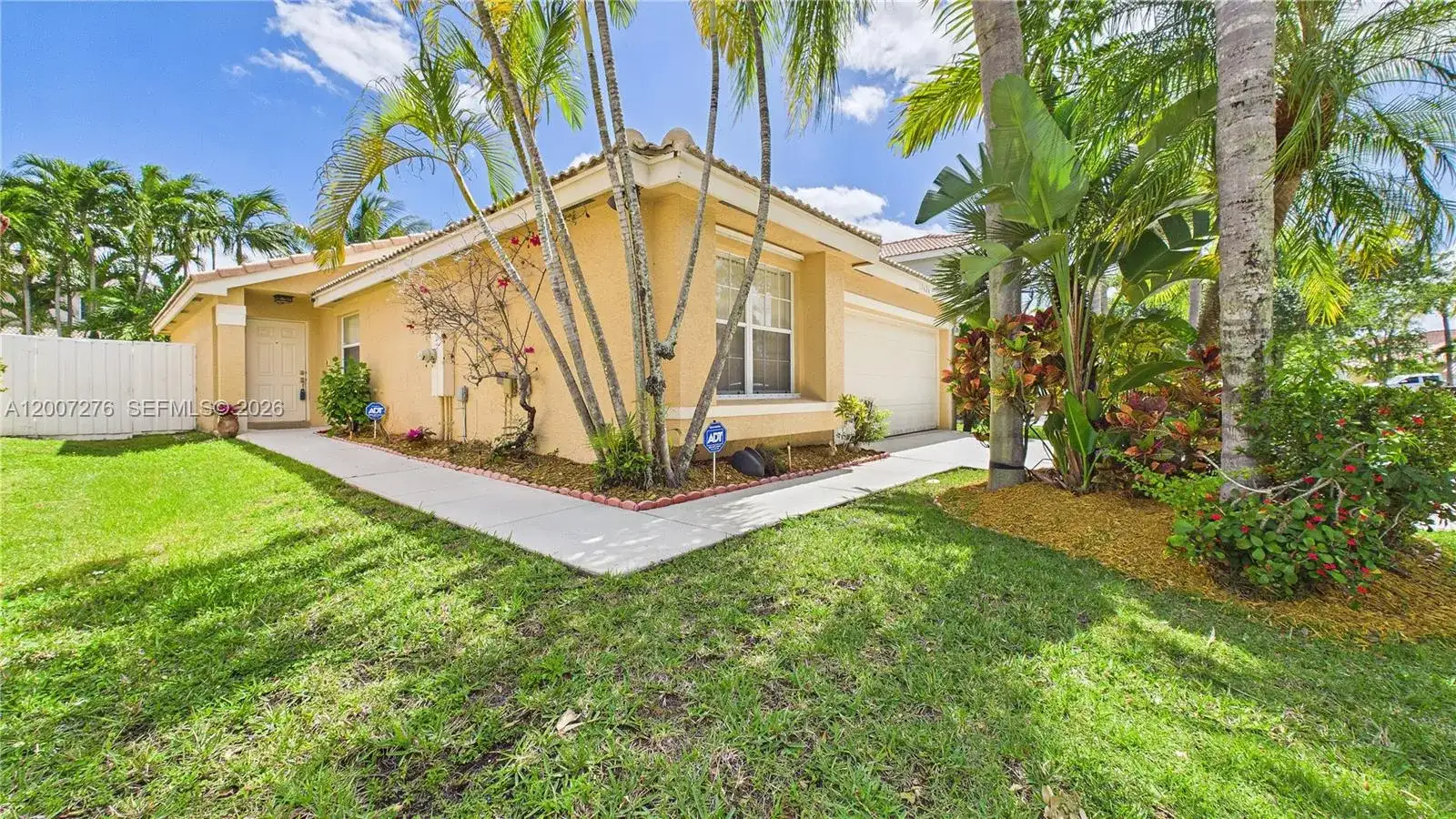 17626 SW 20th St, Miramar FL 33029 photo 2