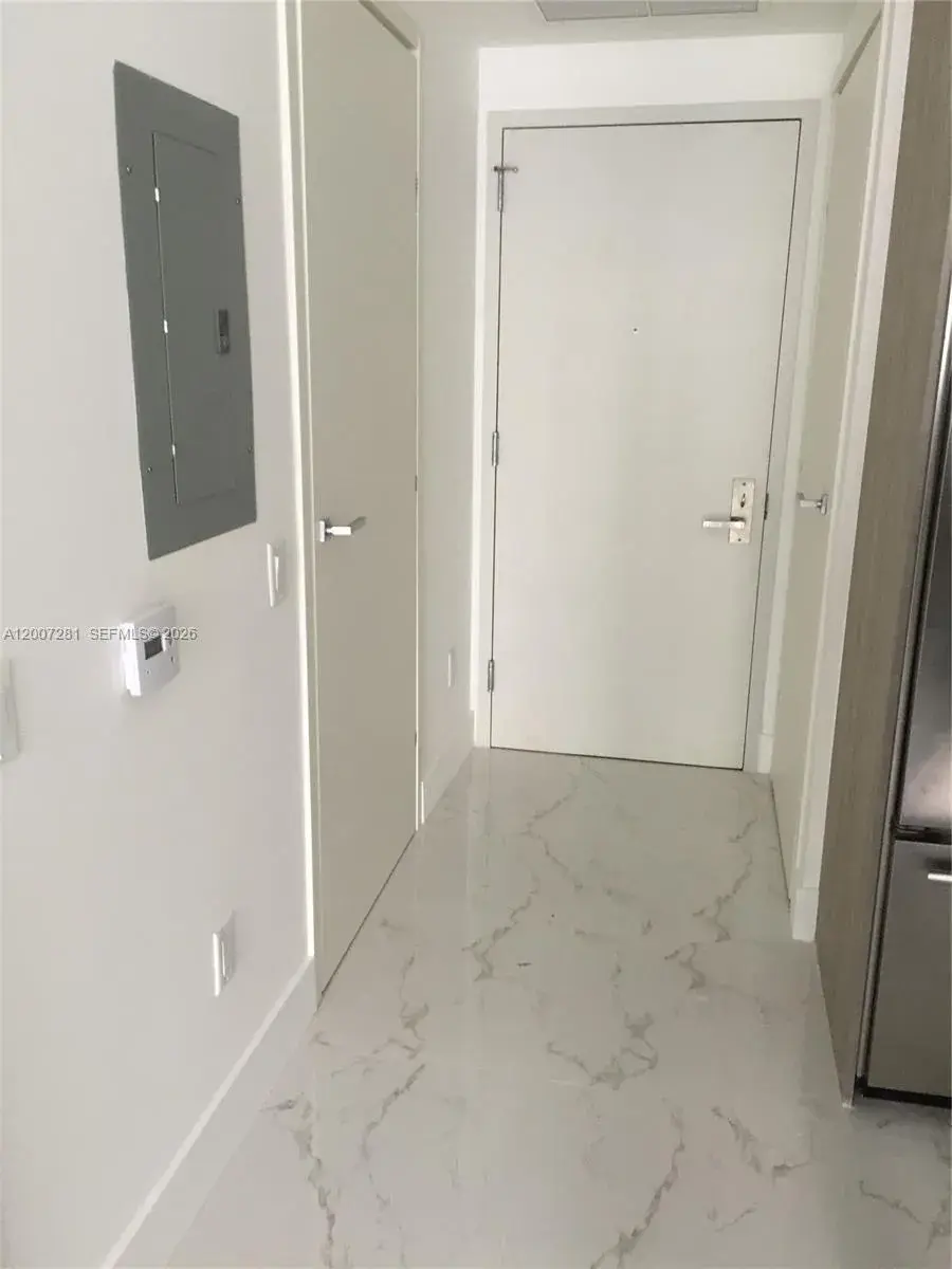 1300 BRICKELL BAY DR # 1210, Miami FL 33131