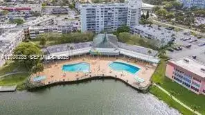 1591 NE Miami Gardens Dr # 205, Miami FL 33179 photo 2