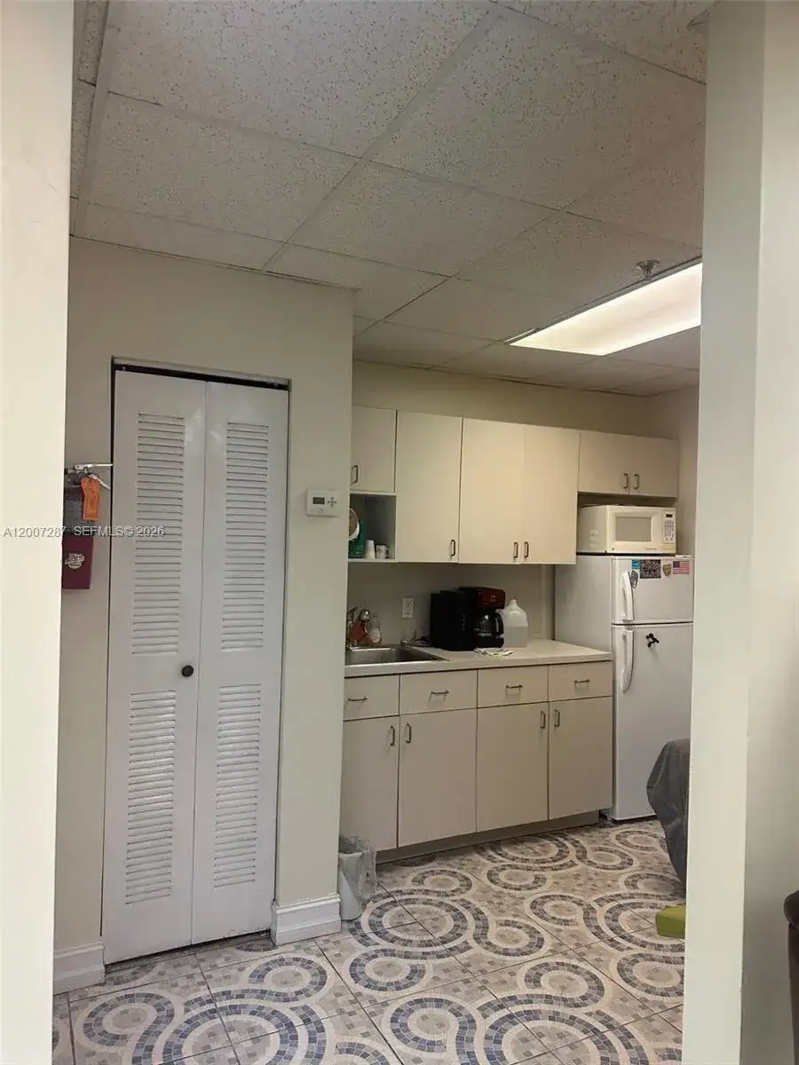 12101 NW 98th Ave, Hialeah Gardens FL 33018 photo 5