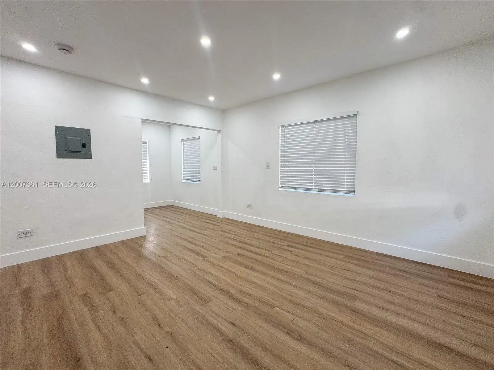 6322 NE 1st Pl, Miami FL 33138 photo 5