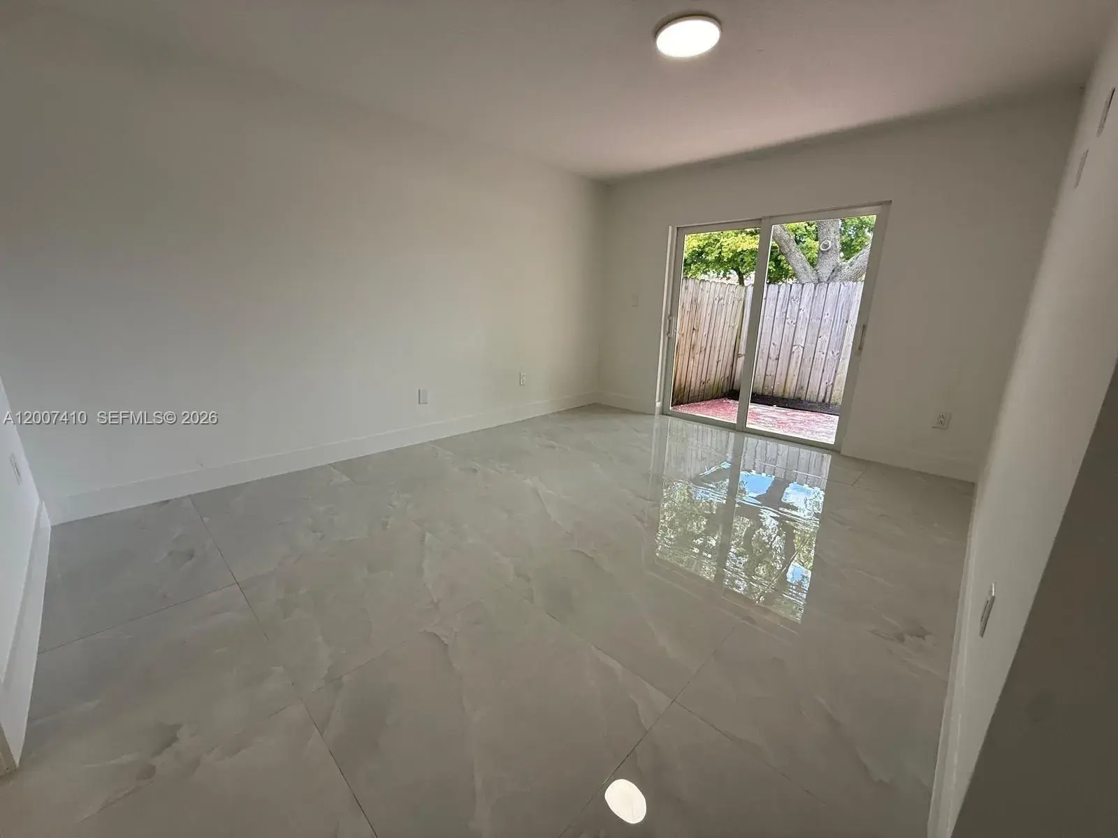 10058 SW 156th Ct, Miami FL 33196