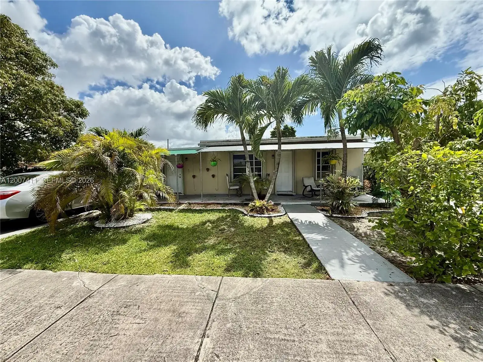 509 SW 78th Ct, Miami FL 33144 photo 2