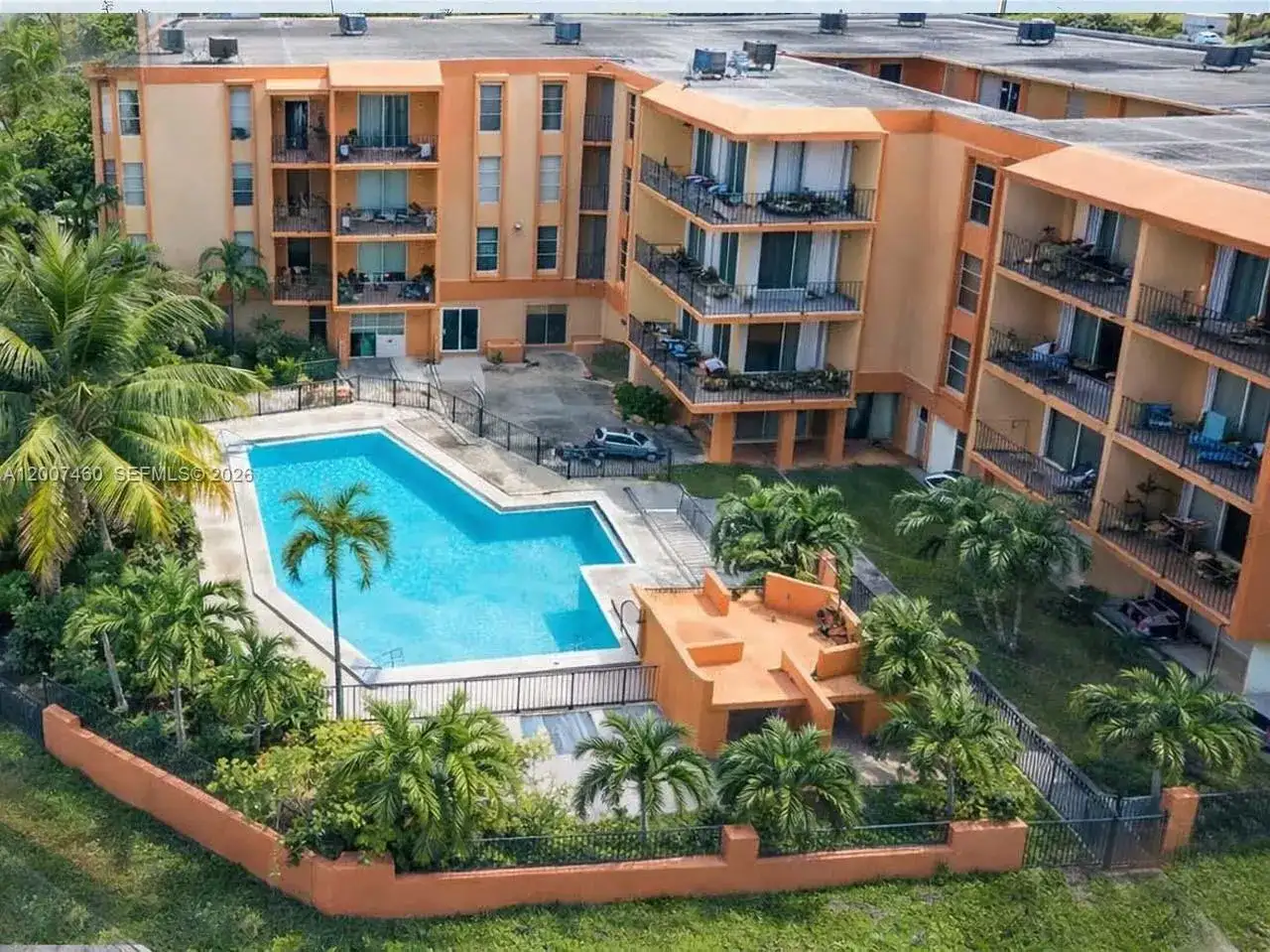 6780 W 2nd Ct # 212, Hialeah FL 33012 photo 2