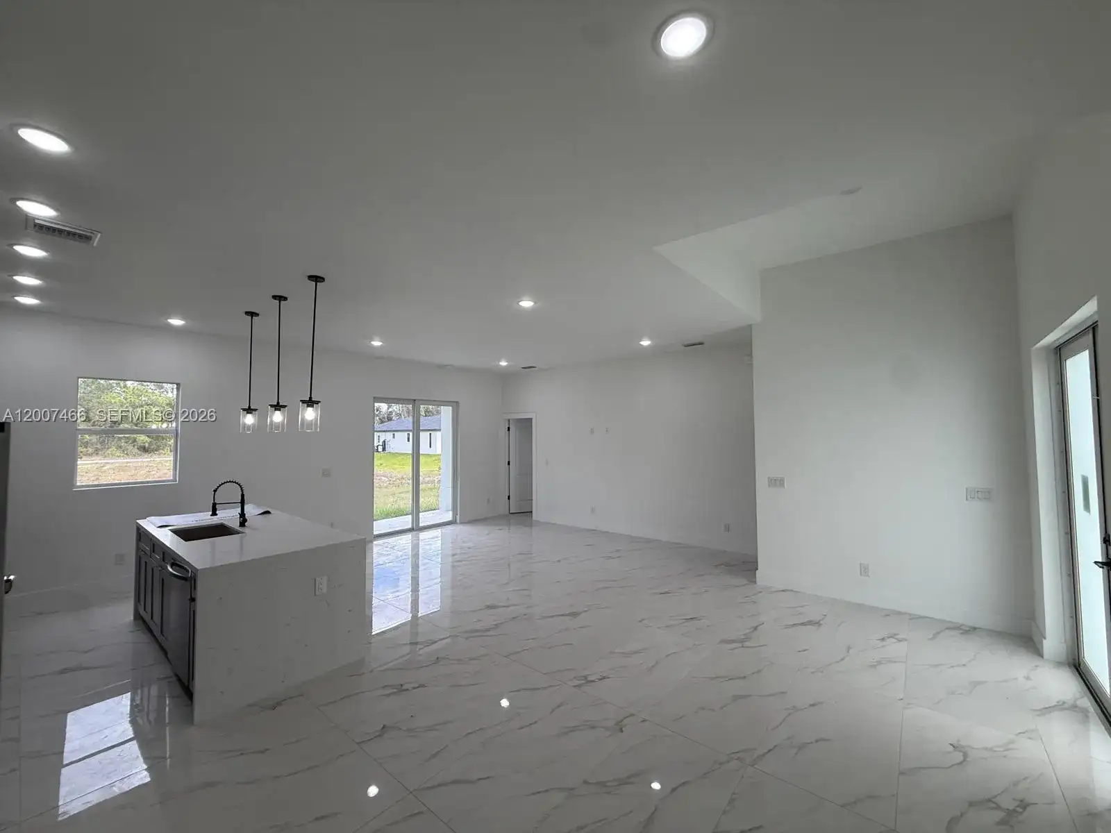 1089 EISENHOWER BLVD # 1089, Lehigh Acres FL 33974 photo 4