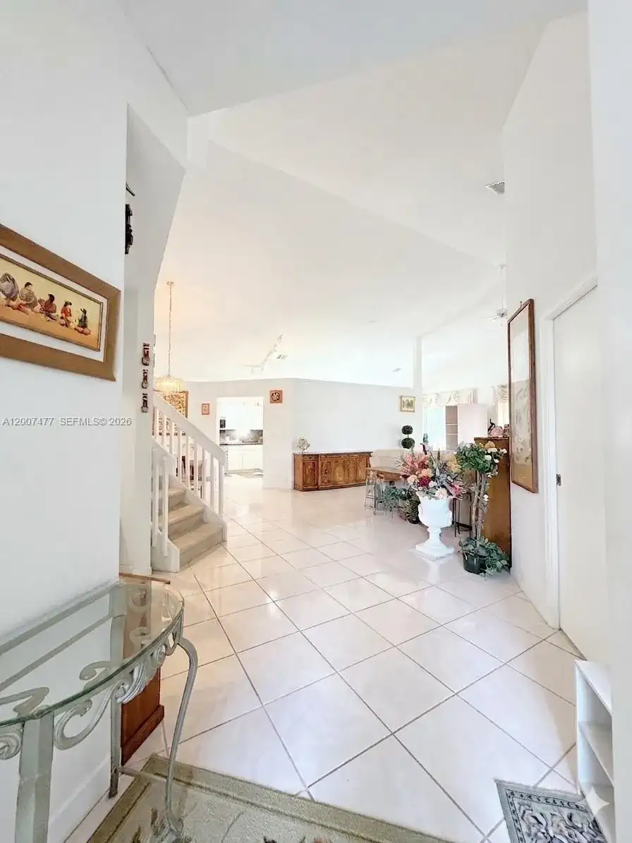1510 W Lacosta Dr W, Pembroke Pines FL 33027 photo 3